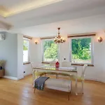 Villa Atlas